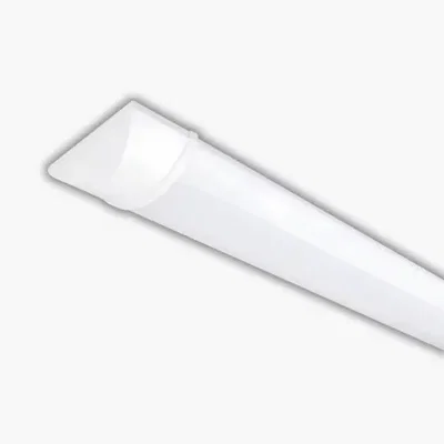 Flache LED Armatur